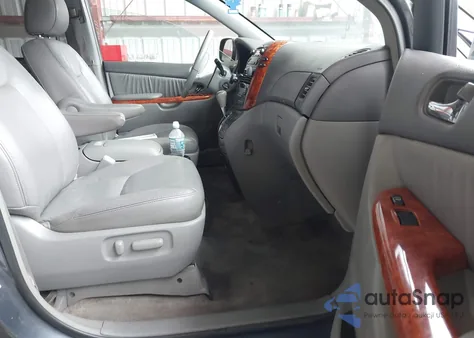 2010 Toyota Sienna Xle из США, поврежденный, VIN 5TDDK4CC5AS030134